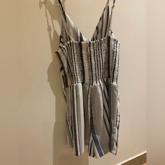 Romper bought at winner in a size small - Picture 2 of 3